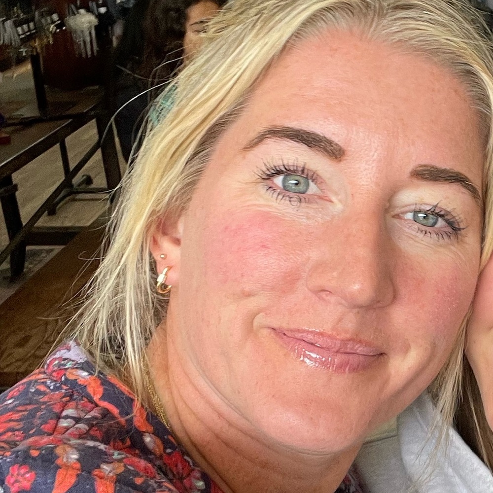 Meet your Posher, Angie